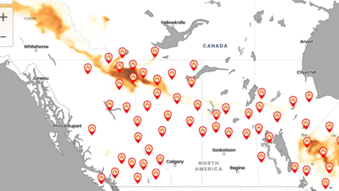 Fire and Smoke map showing wildfires across Canada with concentrations of smoke blowing both west and north of the fire spots