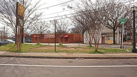 Empty storefronts in Lakeville, Atlanta