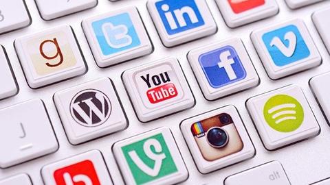 socialmedia2small.jpeg