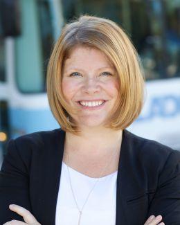 Seleta Reynolds headshot