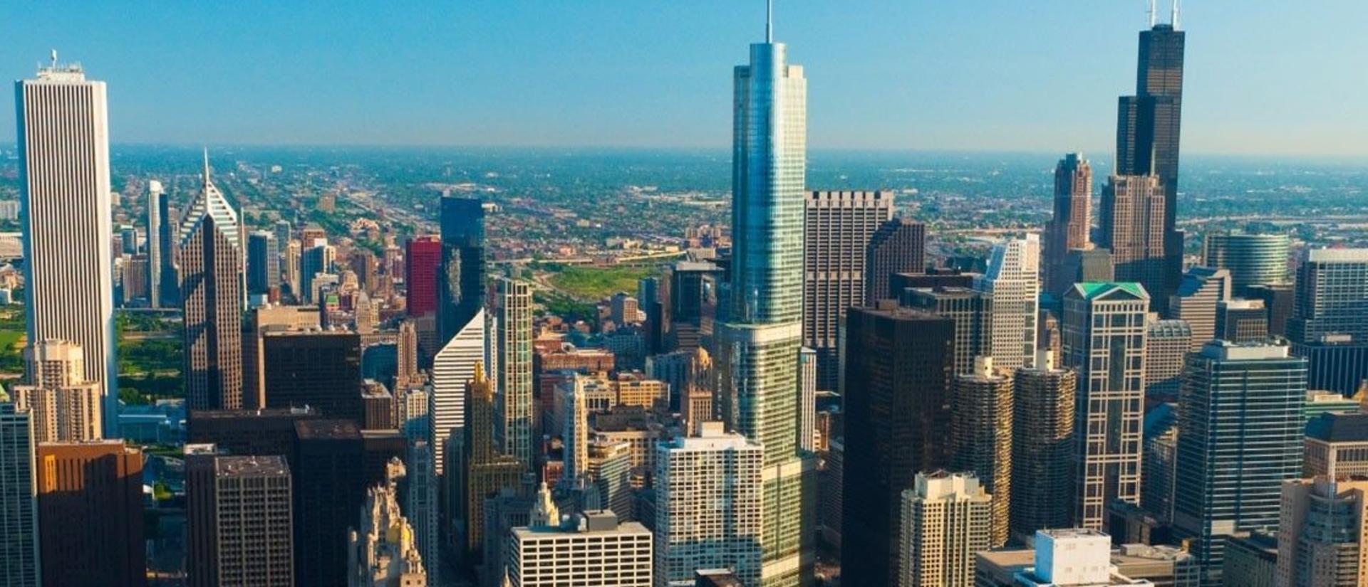 chicago-skyline-1-full_2.jpg