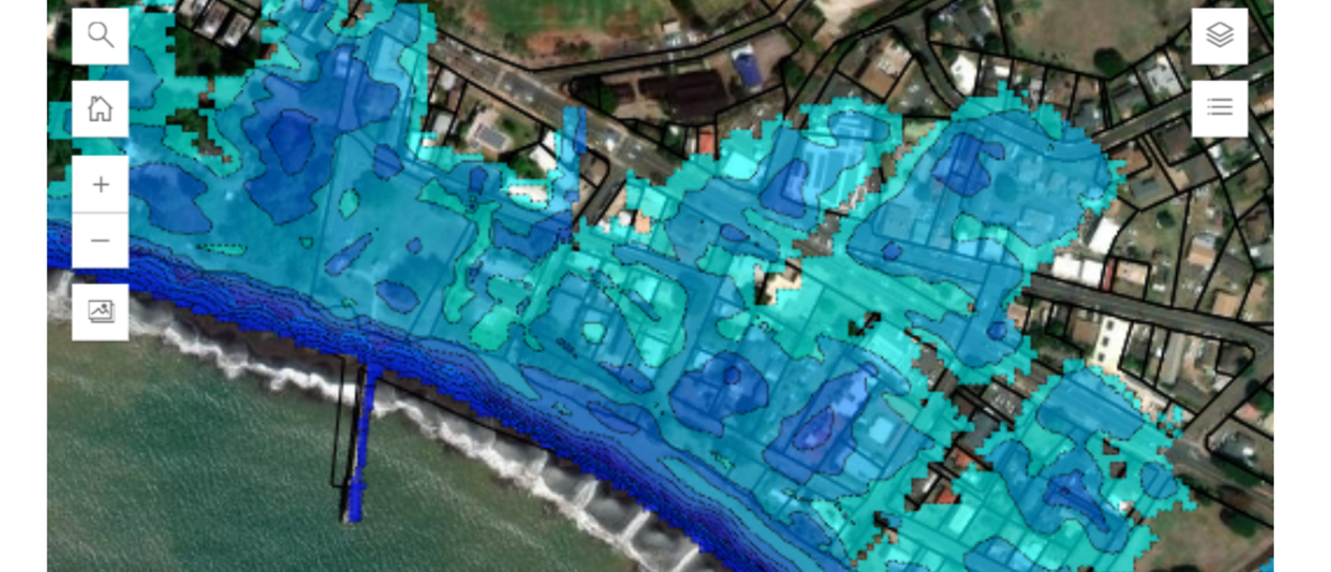Screenshot of the Kauai viewer showing edge of land with risk of erosion and/or flooding