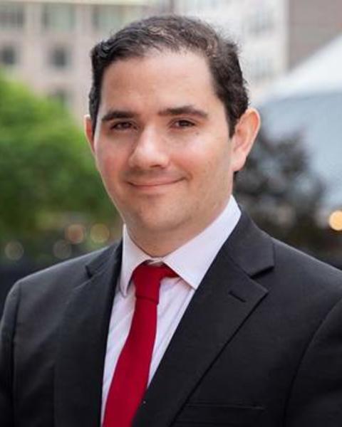 Headshot of Santi Garces